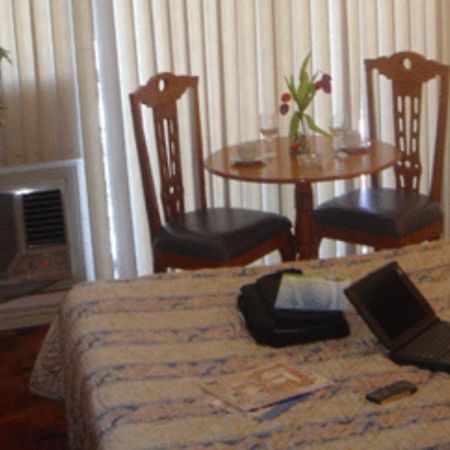 Citadel Inn Makati Makati City Eksteriør bilde